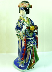 japanese antique porcelain figure of a woman-musician, late Edo era
