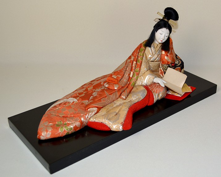 japanese antique  doll  'Lady reading a book', 1930's