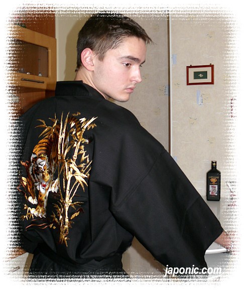 japanese embroidered cotton short kimono wrap for man