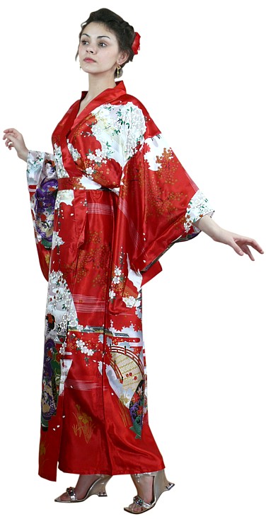 japanese traditional outfit: kimono