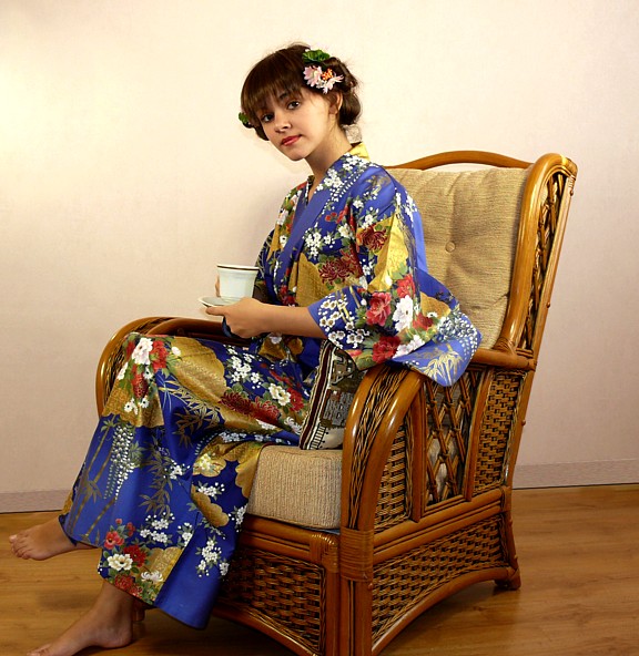 japanese woman's pure cotton  kimono, royal blue color