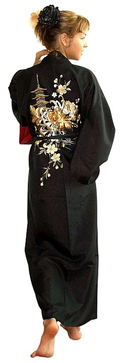 kimono style home gown with embroidery and lining, made in Japan