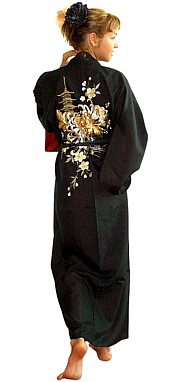 Japanee embroidered kimono w/lining
