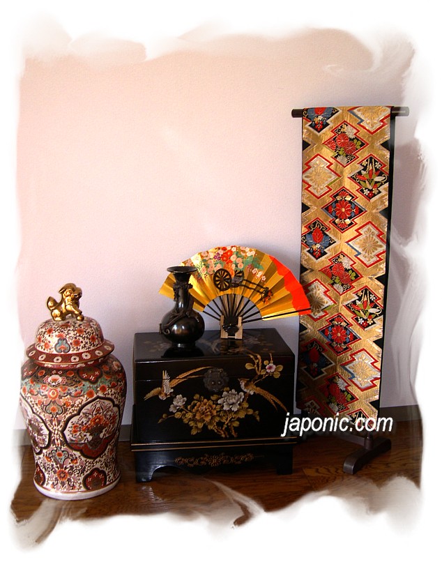 japanese antique vase, obi belt and folding fan