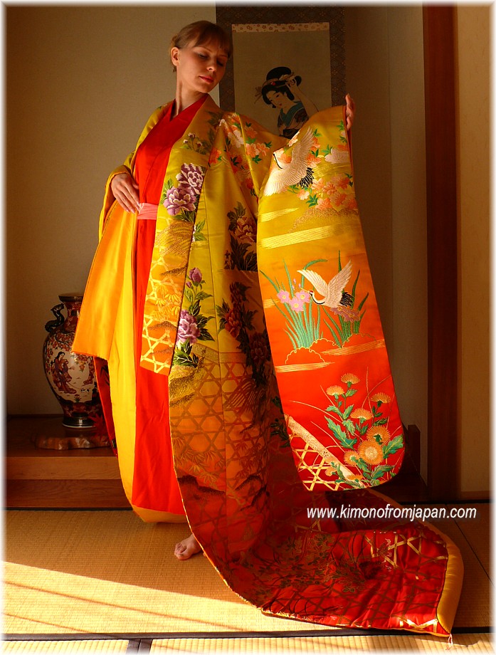 japanese wedding silk brocaded kimono, vintage